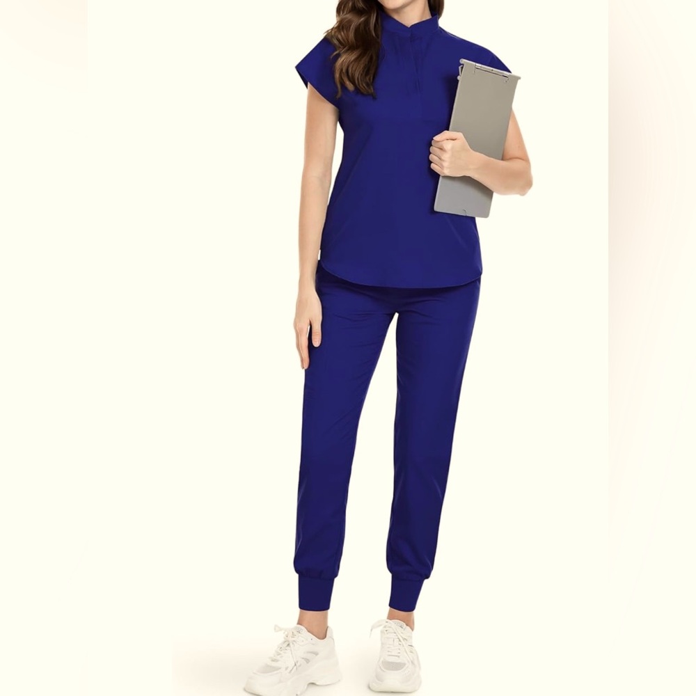 New Navy blue jogger style 2 piece scrub set women’s size medium